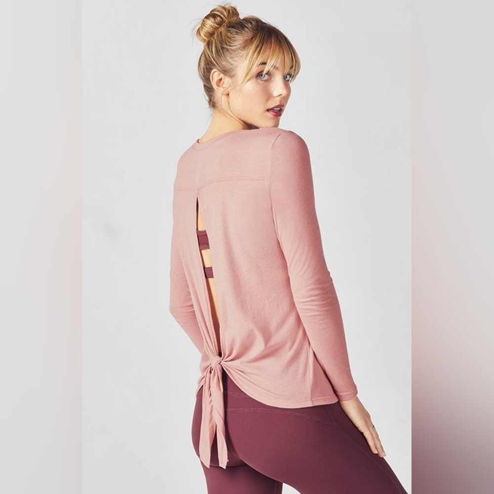XS Fabletics Calliope Long Sleeve Top